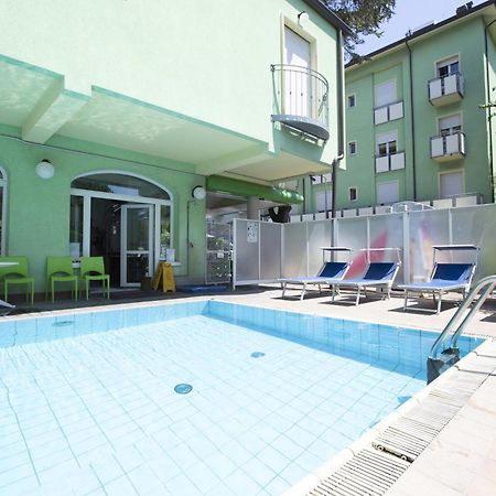 Residence Eurogarden Rimini Ngoại thất bức ảnh