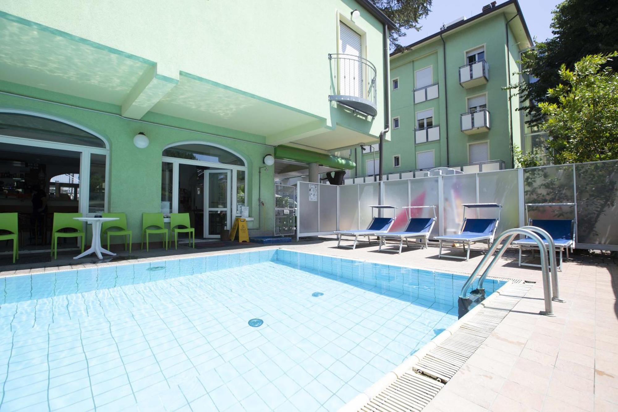 Residence Eurogarden Rimini Ngoại thất bức ảnh