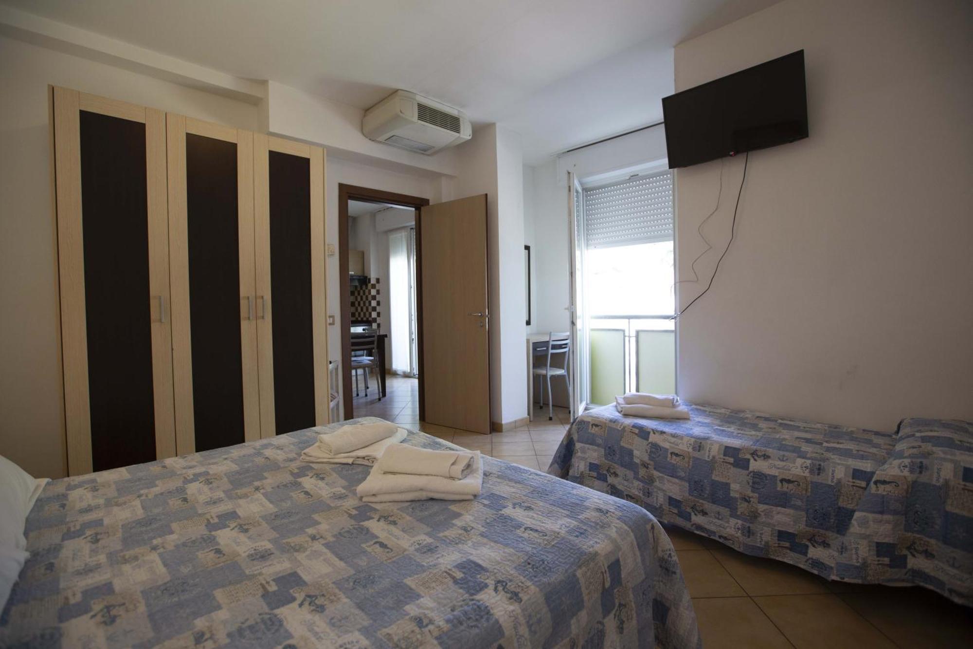 Residence Eurogarden Rimini Ngoại thất bức ảnh